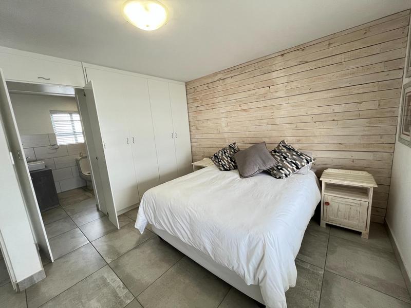 4 Bedroom Property for Sale in Dwarskersbos Western Cape